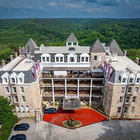 1886 Crescent Hotel And Spa-2