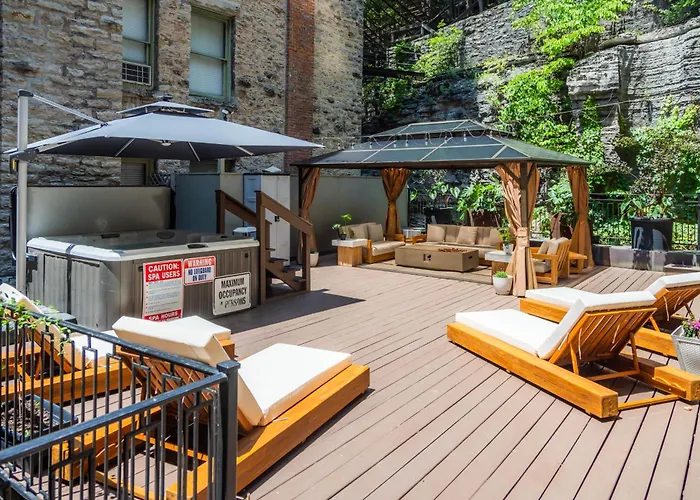 1905 Basin ParkSpa Hotel